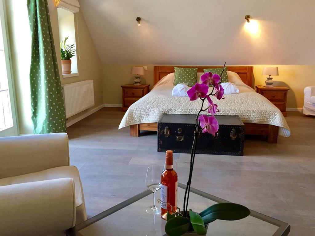 Liszkay Borkuria Hotel Monoszlo Ngoại thất bức ảnh